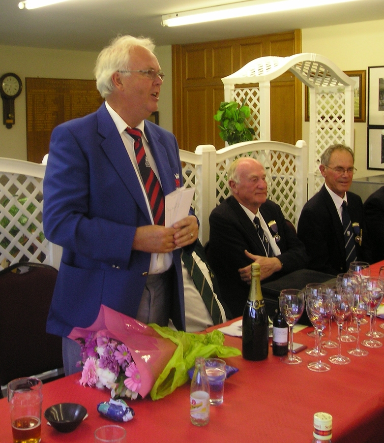 Jeff Applegate speaking after the dinner.